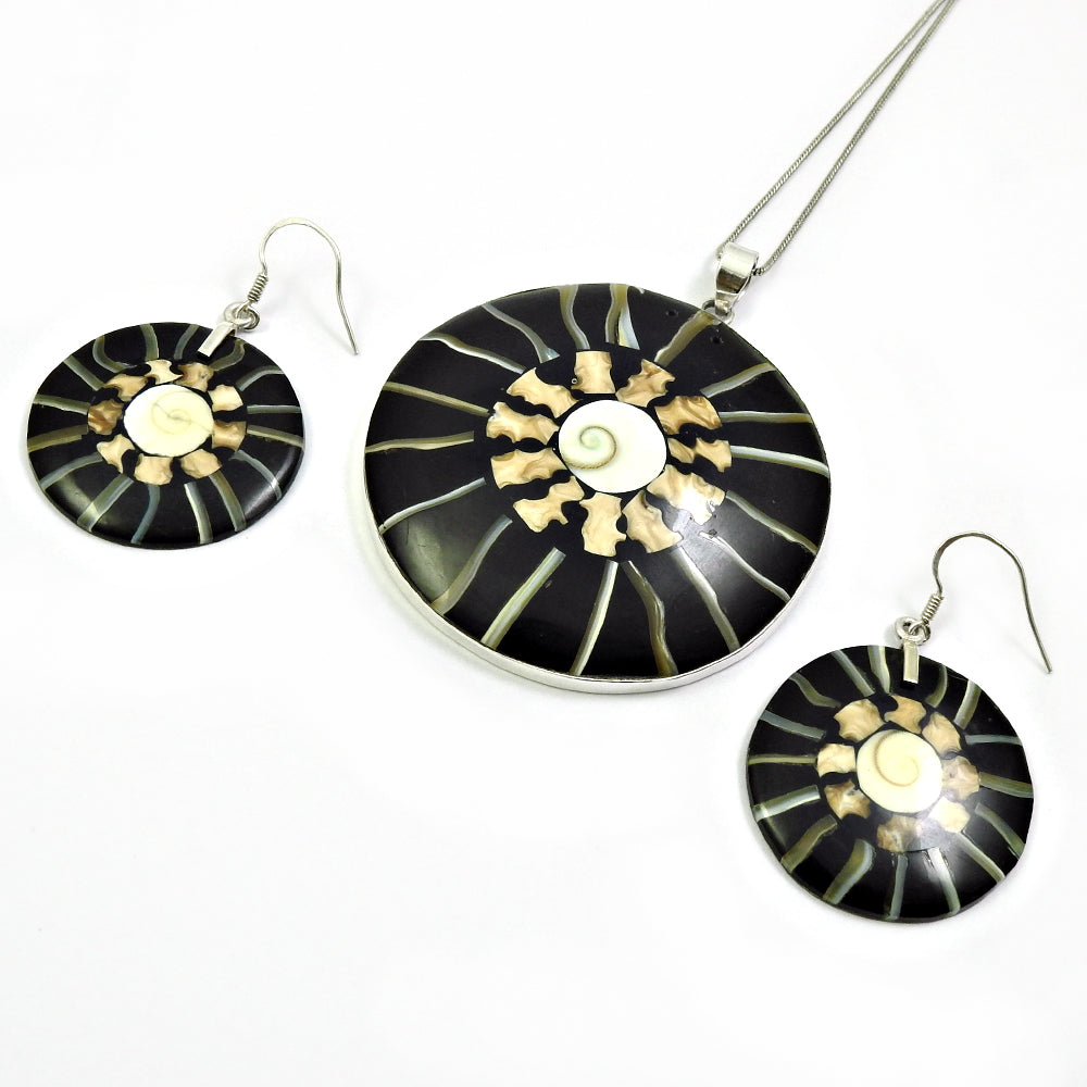 101 925 Silver Natural Shiva Eye Shell Earrings Pendant Set