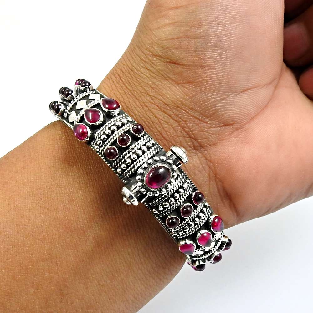 Garnet Gemstone Artisan Bangle 925 Sterling Silver Tribal Jewelry R4