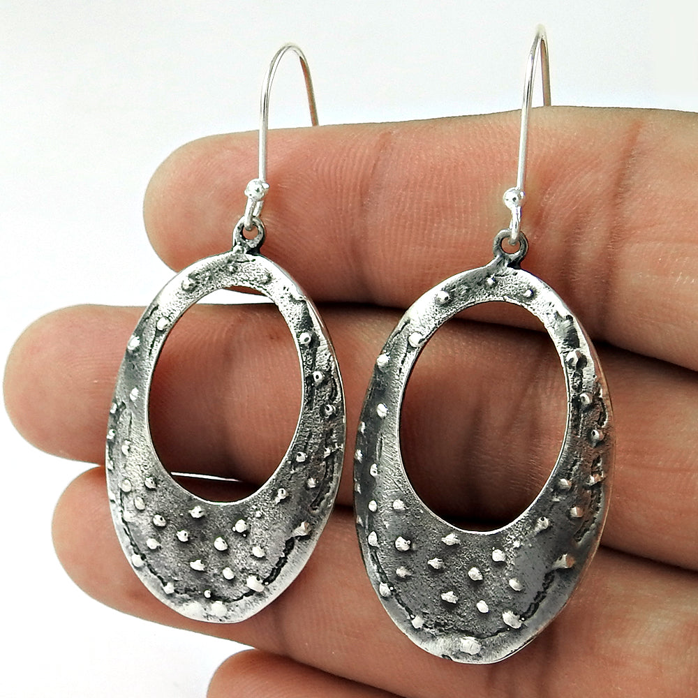 101 925 Sterling Silver Oval Shape Dangle Earrings