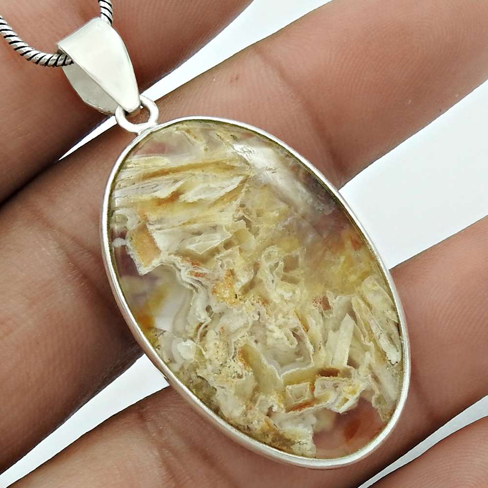 Graceful 925 Sterling Silver Agate Gemstone Pendant Jewelry