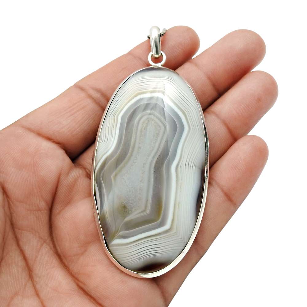 Oval Striped Onyx Gemstone Pendant For Women 925 Sterling Silver Jewelry R5