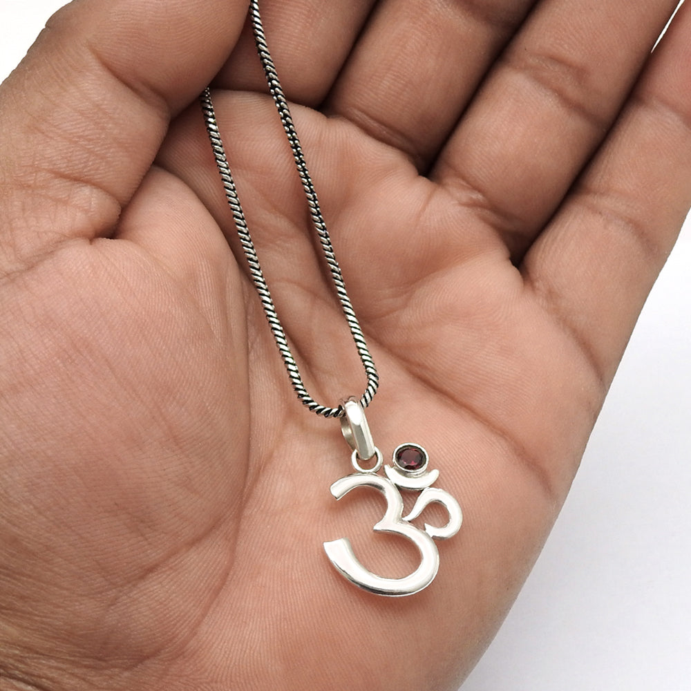 101 925 Silver January Birthstone Round Garnet Gemstone Om Pendant