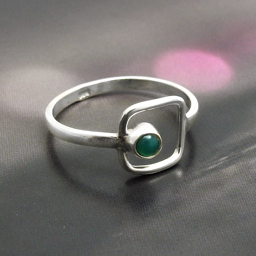 Round Green Onyx Gemstone Bezel Band Mother Statement Ring 925 Solid Silver