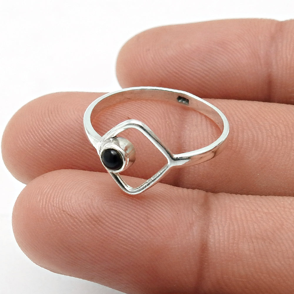 Round Black Onyx Gemstone Boho Band Birthday Mother Ring Solid Silver