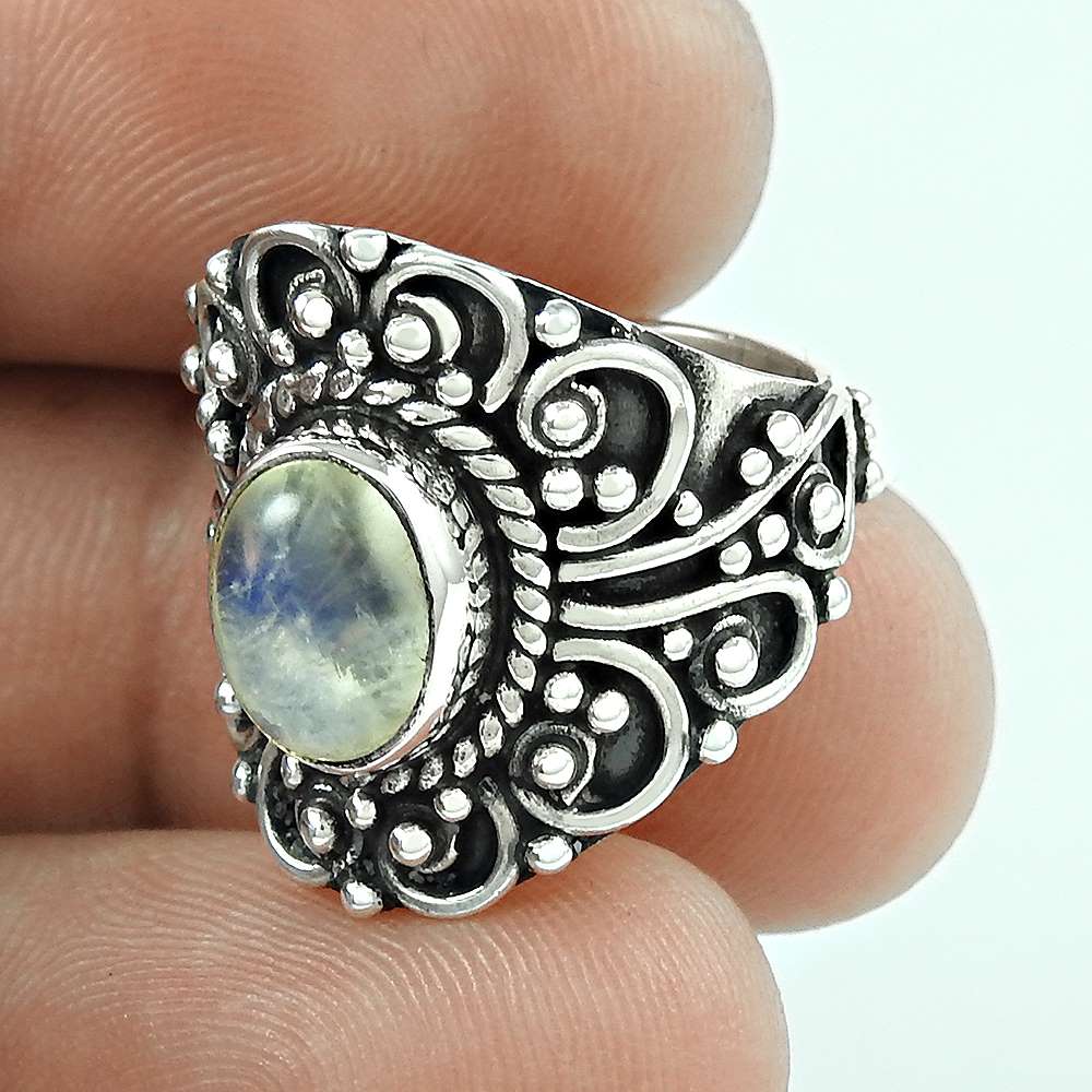 Well-Favoured Labradorite Gemstone 925 Sterling Silver Ring