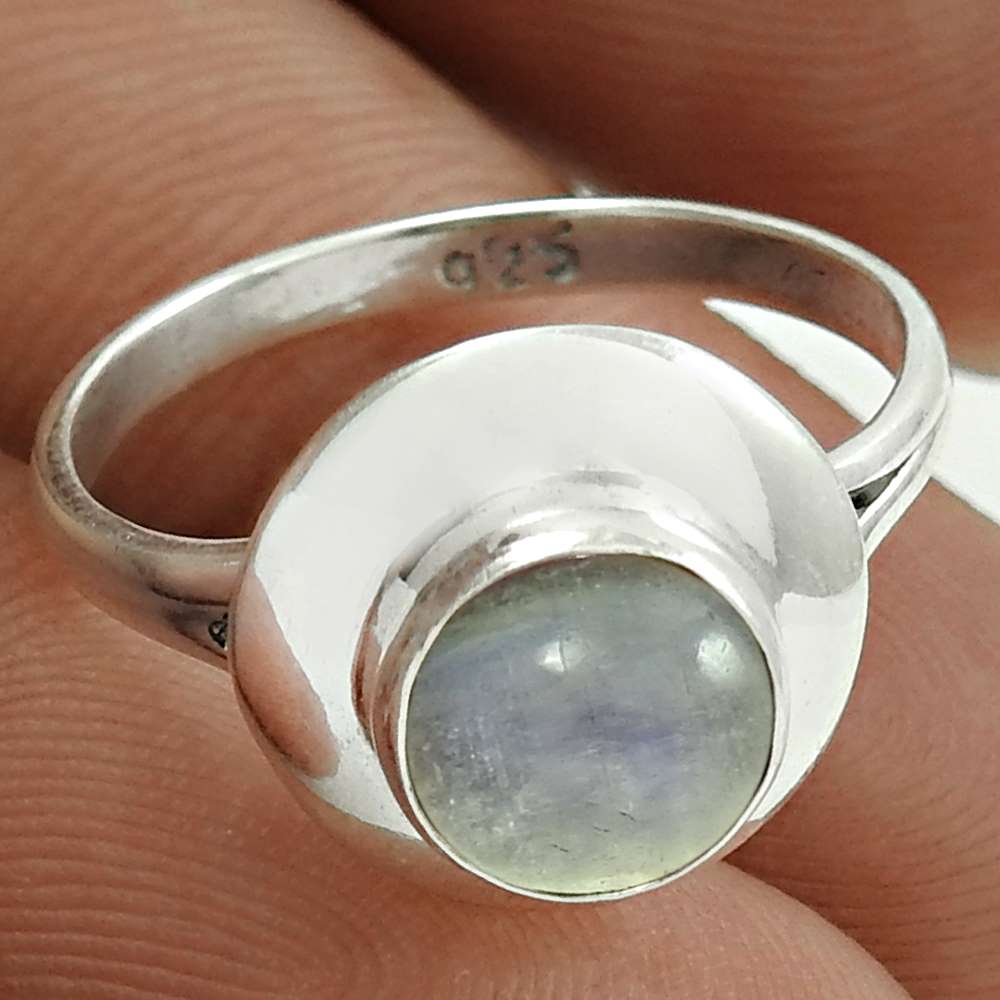 Scrumptious 925 Sterling Silver Turquoise Gemstone Ring Size 5.5 Traditional Jewelry H42