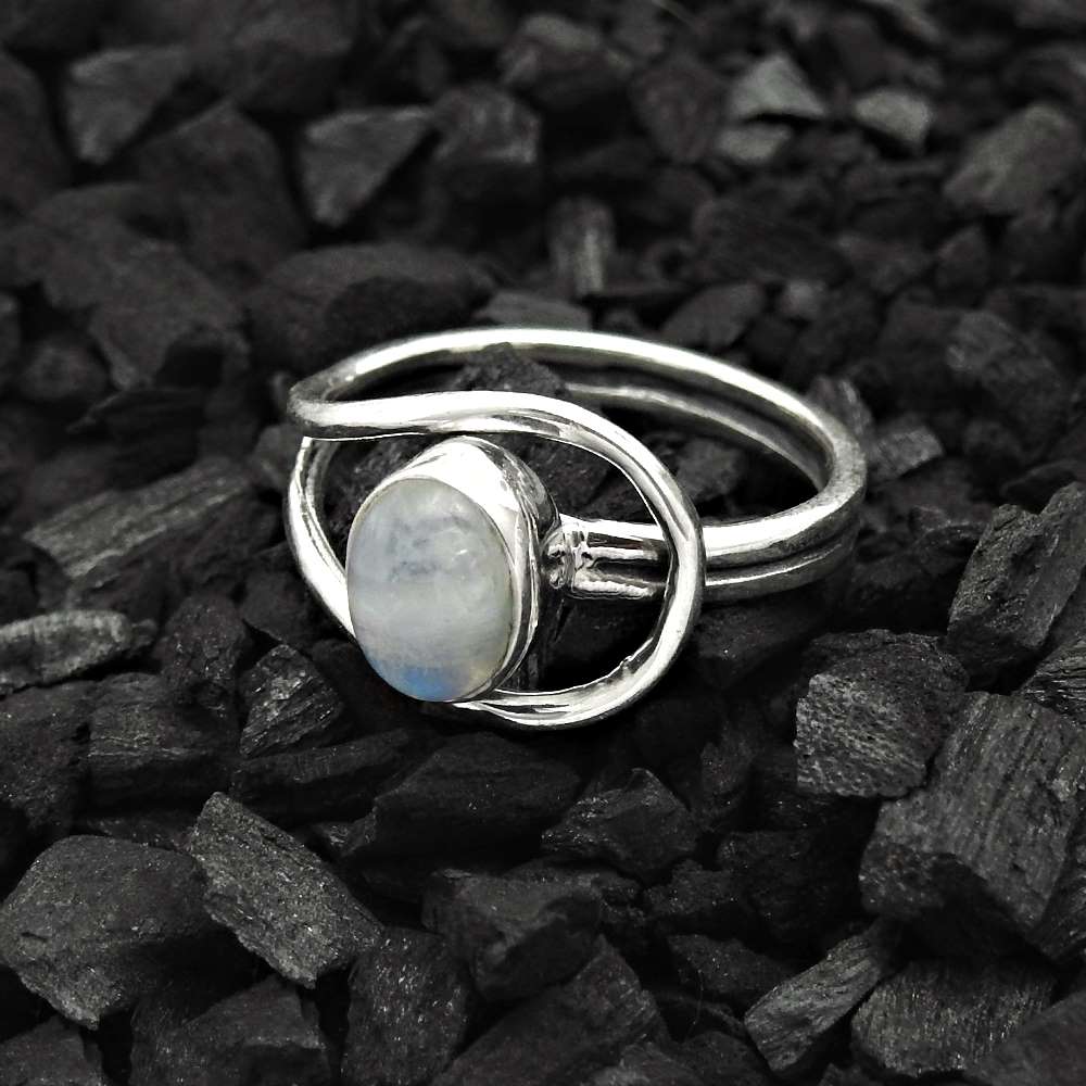Gift For Her 925 Silver Natural Rainbow Moonstone Cocktail Ring Size 7 R3