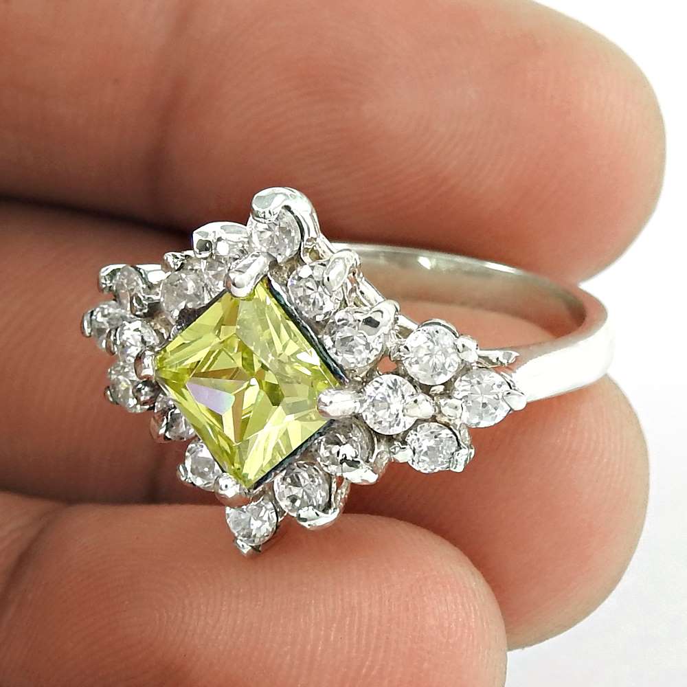 Very Light Yellow CZ White CZ 925 Sterling Silver Ring De gros
