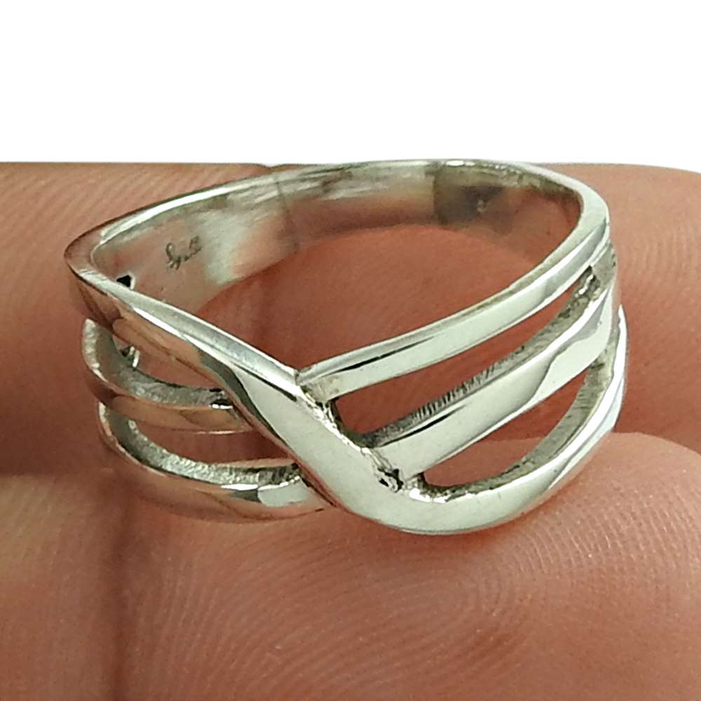Lovely 925 Sterling Silver Ring Designer Silver Jewellery
