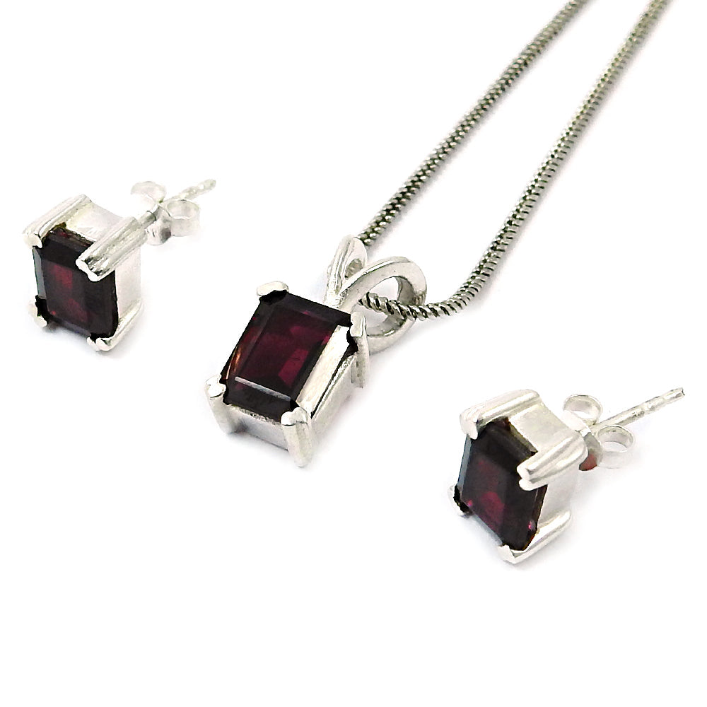 101 Genuine Garnet Gemstone Earrings Pendant Set in 925 Sterling Silver