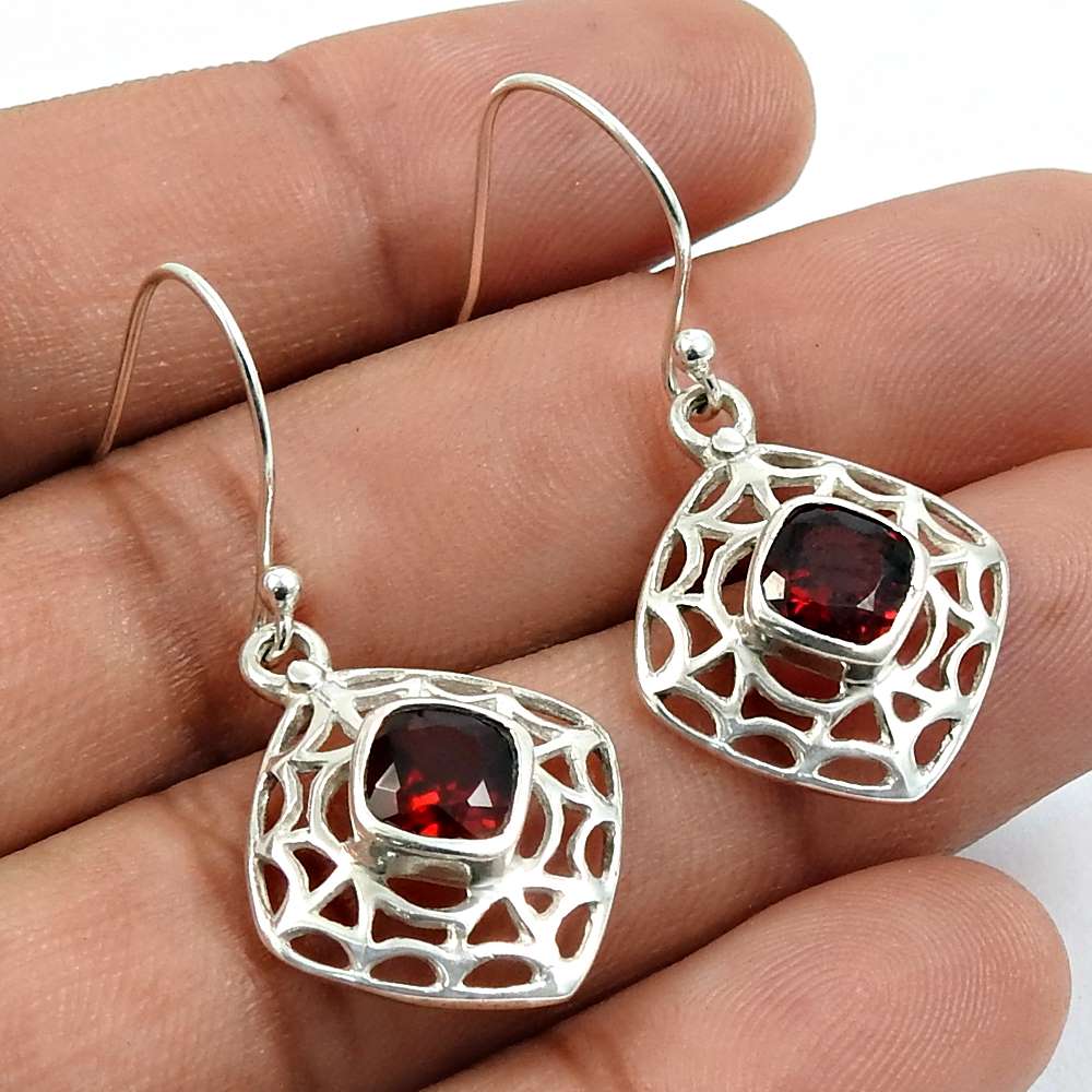 Garnet Gemstone Earring 925 Sterling Silver Traditional Jewelry H20