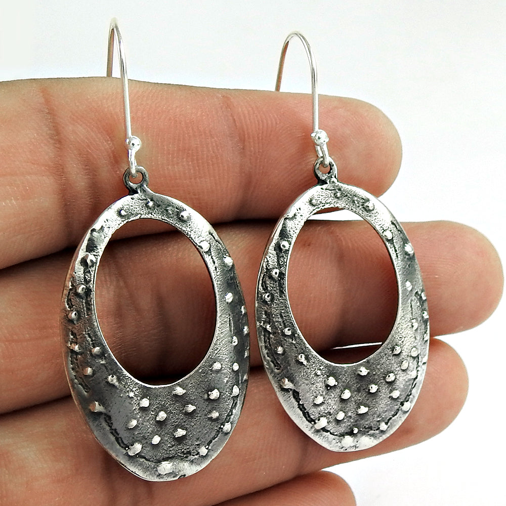 101 925 Sterling Silver Oval Shape Dangle Earrings