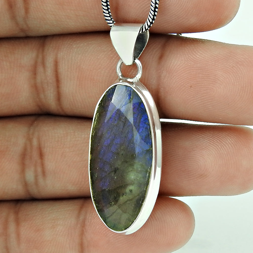 Claptoap Labradorite Gemstone 925 Sterling Silver Pendant