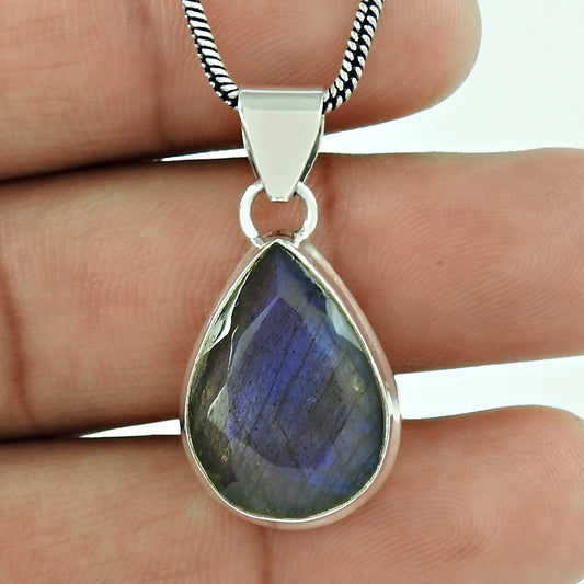 Favorite Labradorite Gemstone 925 Sterling Silver Pendant