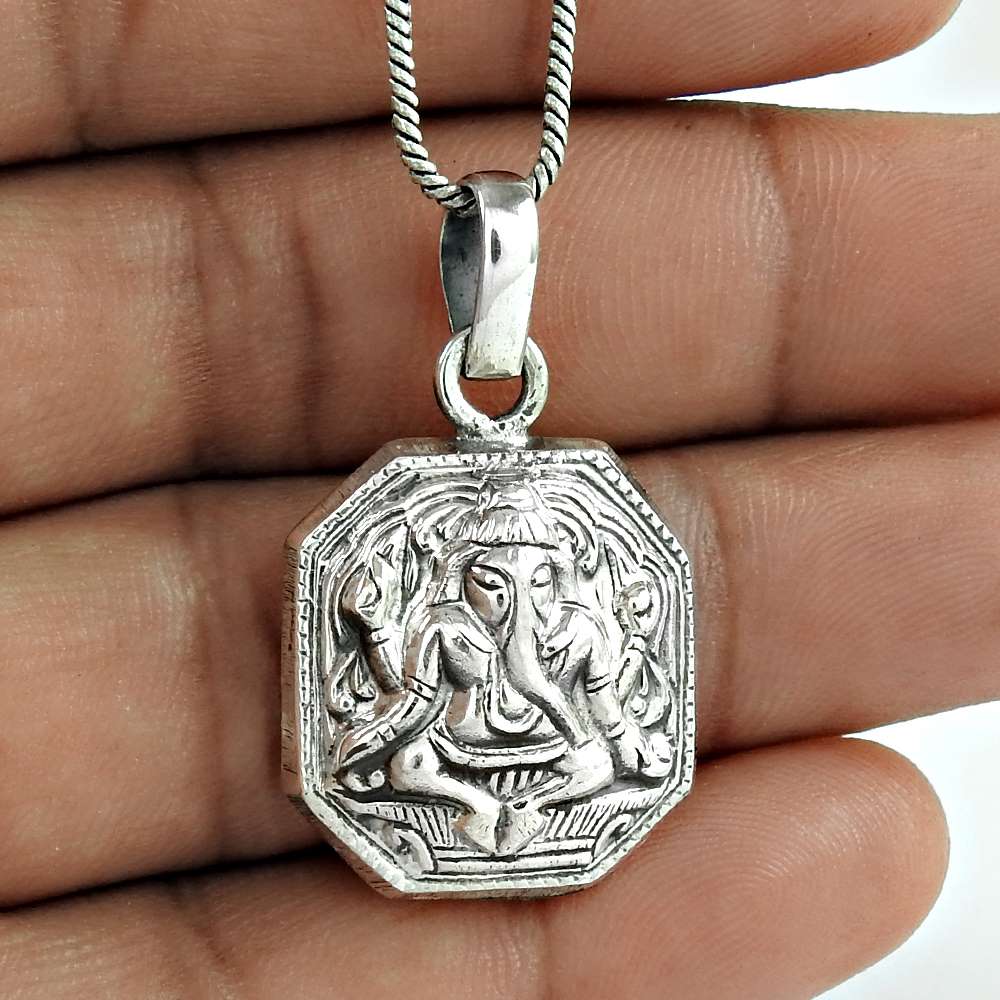 Big Grand Love 925 Sterling Silver Ganesh Pendant