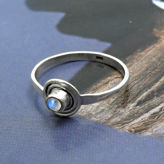 Round Rainbow Moonstone Stone 925 Sterling Silver Band Sister Bezel Ring