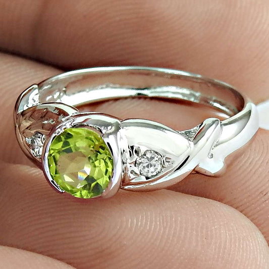 Natural Peridot Gemstone Cocktail Vintage Ring Size 7 925 Sterling Silver O13