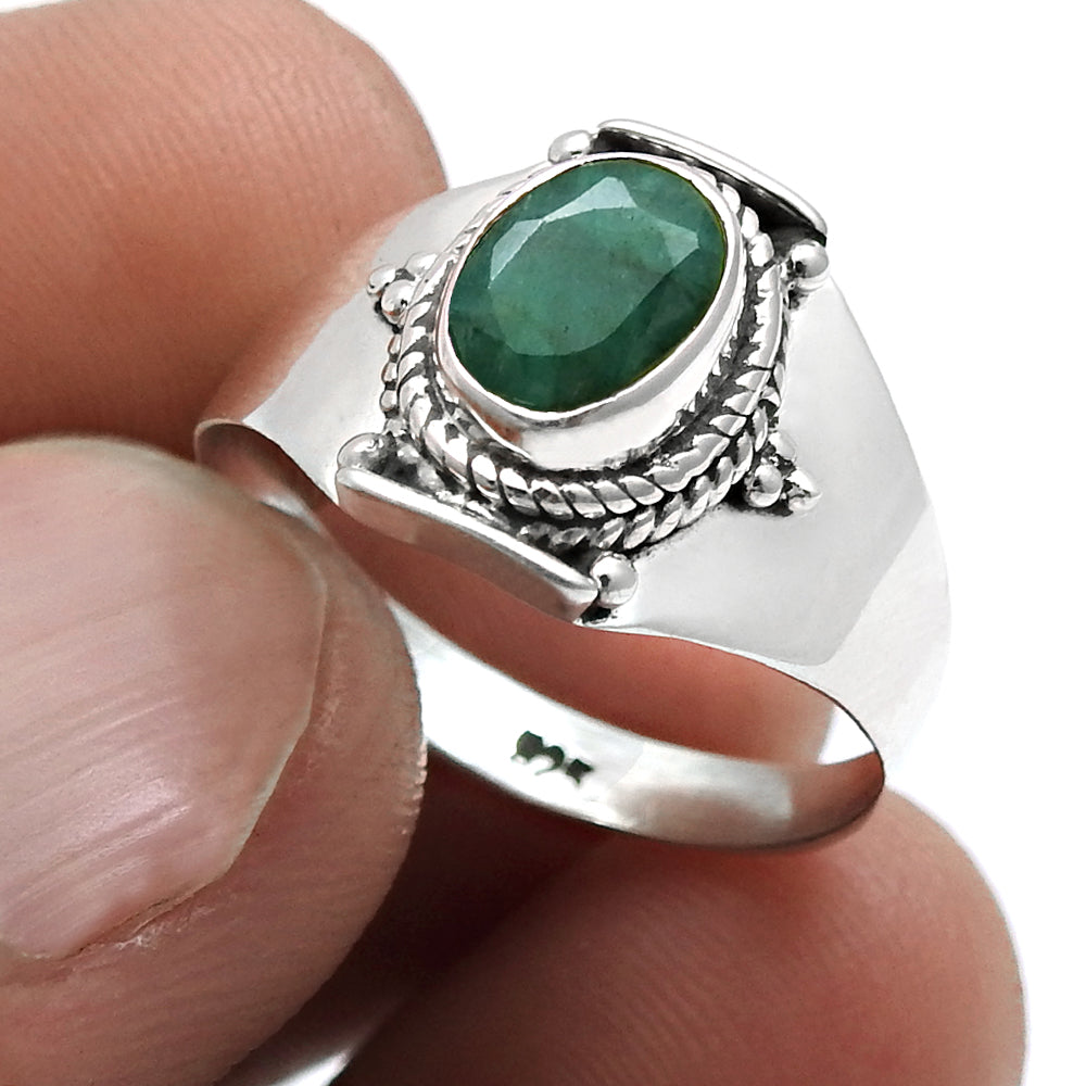 Sterling Silver Heart Chakra Emerald Gemstone Bezel Cocktail Trendy Ring