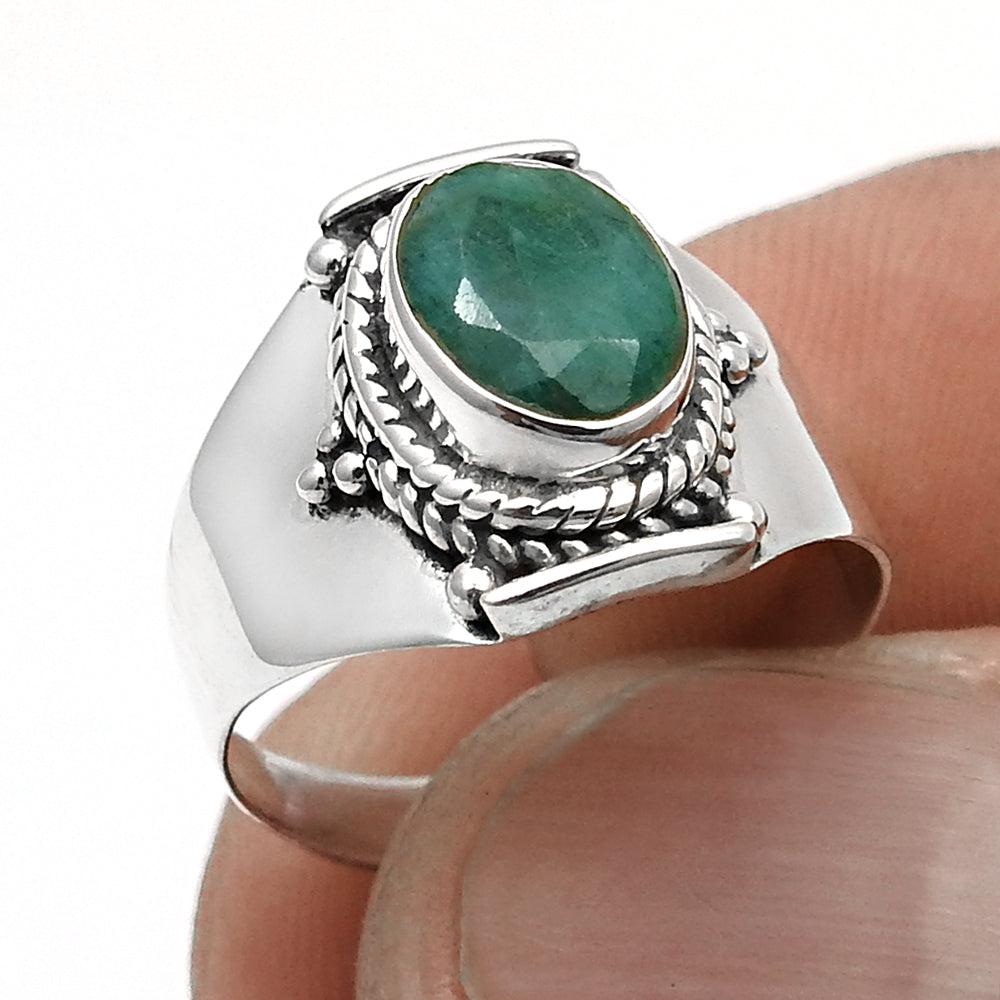 Sterling Silver Heart Chakra Emerald Gemstone Bezel Cocktail Trendy Ring