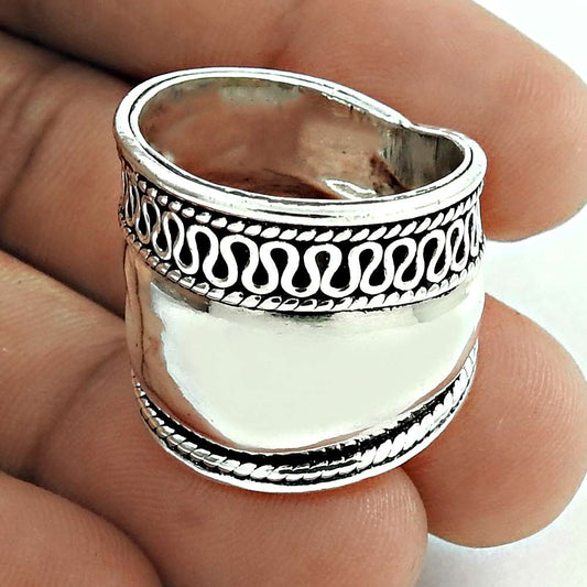 Artisan 925 Solid Sterling Silver Jewelry Band Ring Size 8 B2