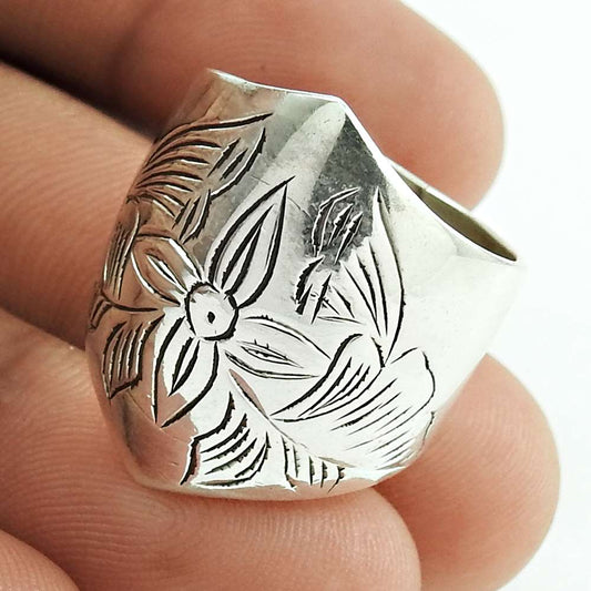 Indian Jewelry 925 Solid Sterling Silver Band Artisan Ring Size 7 Q2