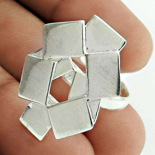 925 Sterling Silver Handcrafted Jewelry Cocktail Stylish Ring Size 6 V10