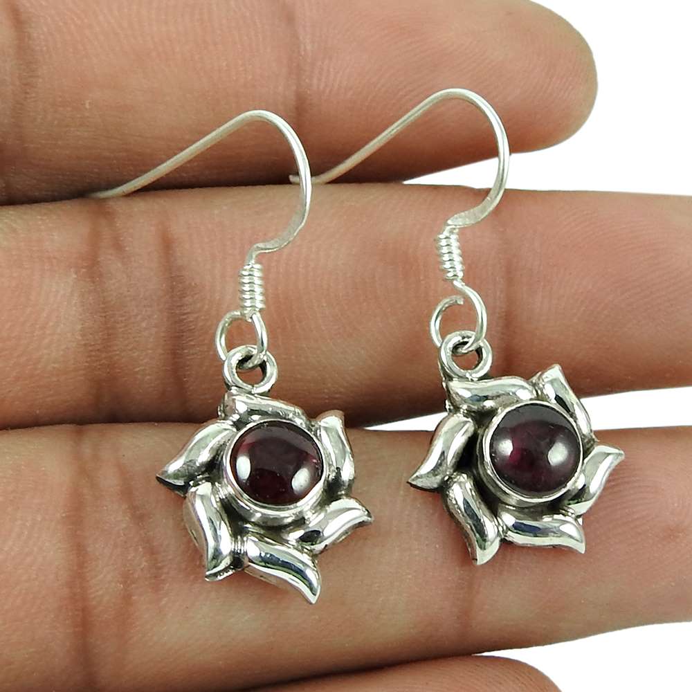 Graceful 925 Sterling Silver Garnet Gemstone Earrings Traditional Jewellery