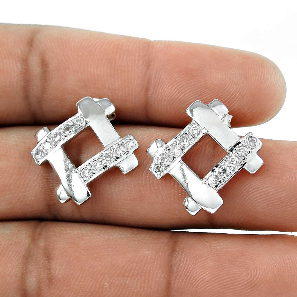 Woman Gift Dangle Earrings 925 Silver Natural Cubic Zirconia R10