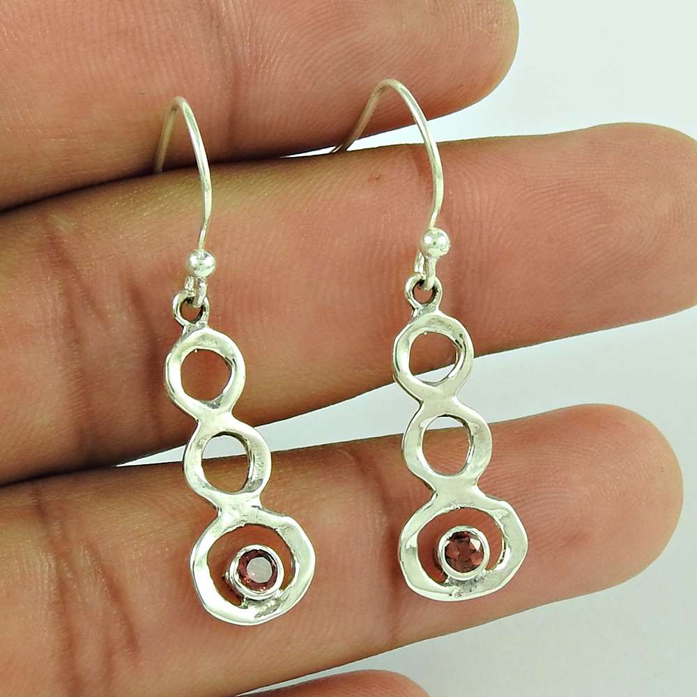 Trendy 925 Sterling Silver Garnet Gemstone Earring Fabricant