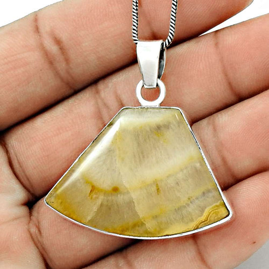 Natural Fuchsite Gemstone Pendant Ethnic Ivory 925 Sterling Silver Jewelry V19
