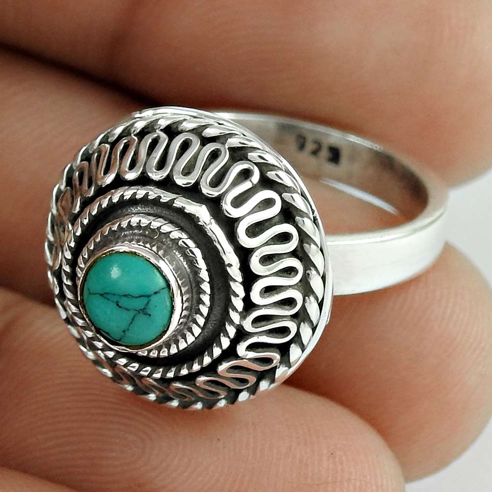 Great Collection 925 Silver Turquoise Ring