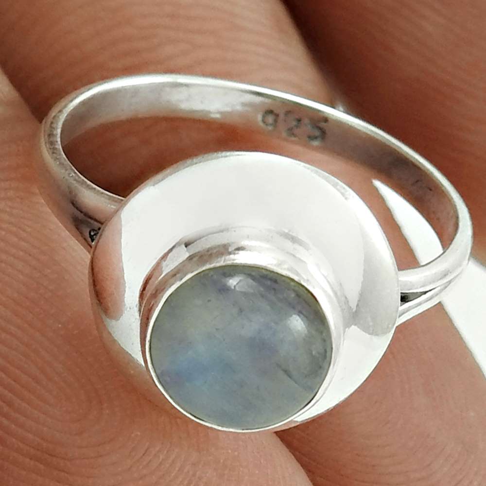 Scrumptious 925 Sterling Silver Turquoise Gemstone Ring Size 5.5 Traditional Jewelry H42