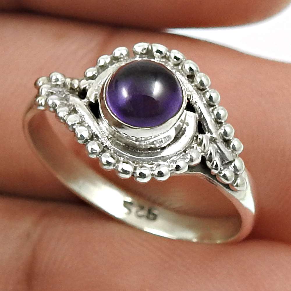 Garnet Gemstone Ring 925 Sterling Silver Vintage Jewelry U31