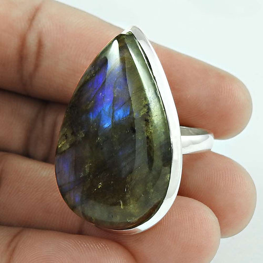 Fantastic 925 Silver Labradorite Gemstone Ring