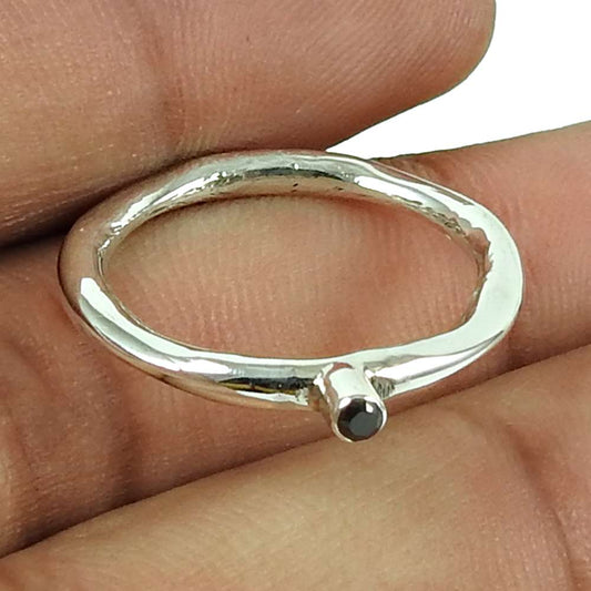 Excellent Black CZ Gemstone Ring 925 Sterling Silver Vintage Jewellery
