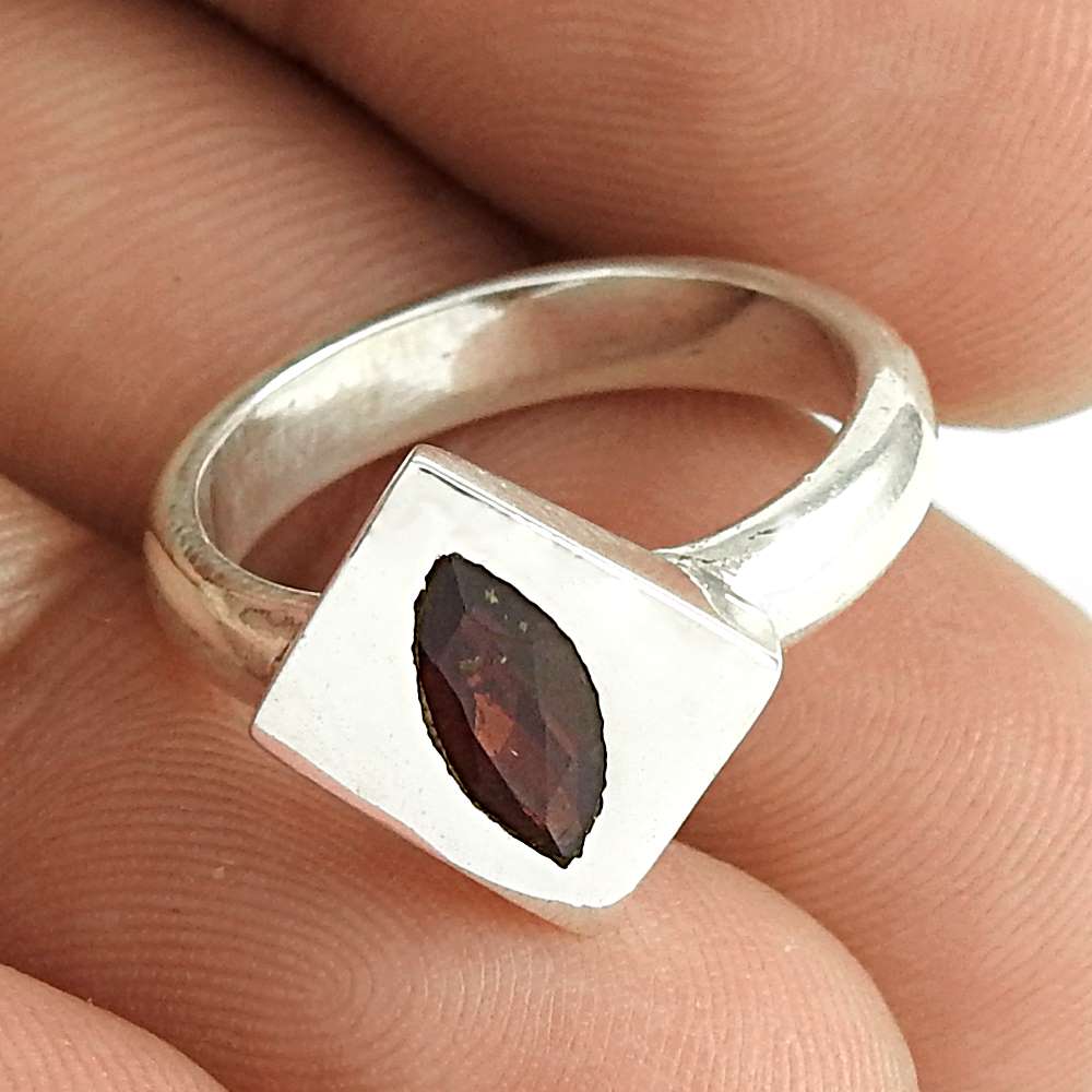 Woman Gift Garnet Gemstone 925 Silver Solitaire Ethnic Ring Size 5 T49
