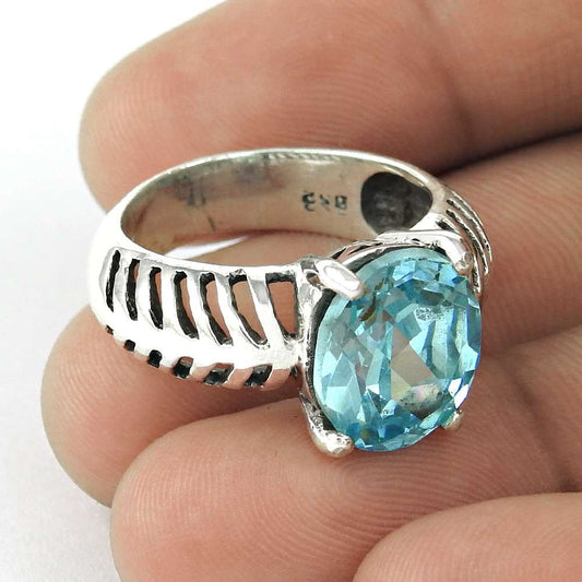 Fantastic Quality Blue Topaz Gemstone 925 Sterling Silver Ring