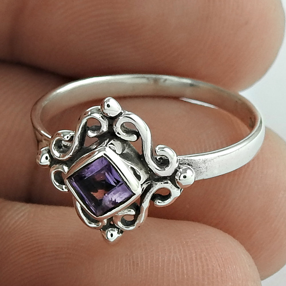 Royal Amethyst Gemstone 925 Sterling Silver Ring Grossiste