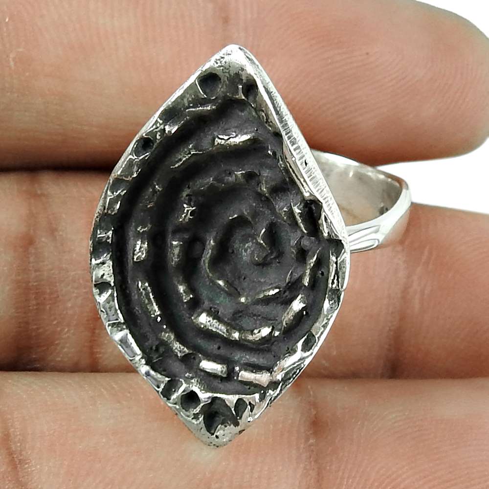 Beautiful 925 Sterling Silver Vintage Handmade Ring